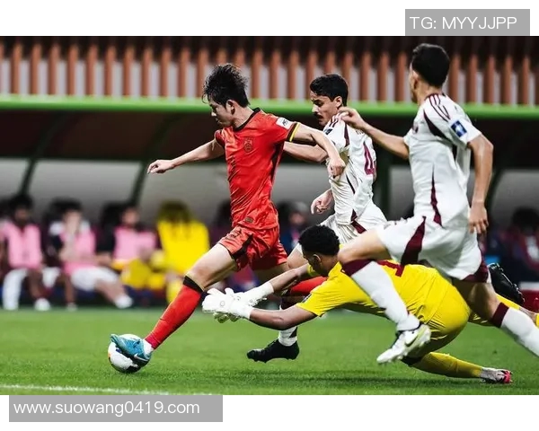 04亚洲杯中国队对决强敌全力以赴争夺荣誉与梦想的激烈战斗