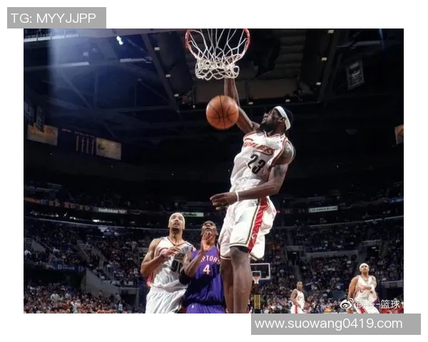 詹姆斯与帕楚利亚的巅峰对决揭示篮球场上的荣耀与挑战 詹姆斯与帕楚利亚的巅峰对决揭示篮球场上的荣耀与挑战