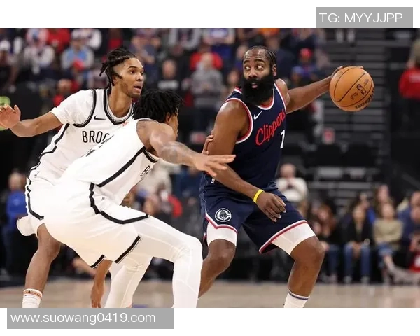 詹姆斯哈登如何在NBA赛场上重塑自己的篮球风格与职业生涯轨迹