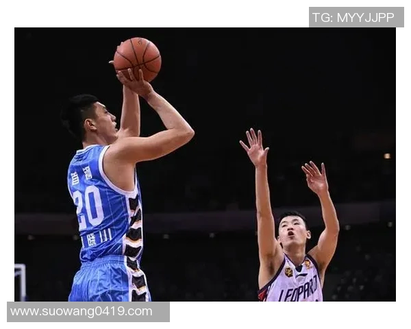 翟晓川：从篮球场上的拼搏者到年轻人的榜样之路