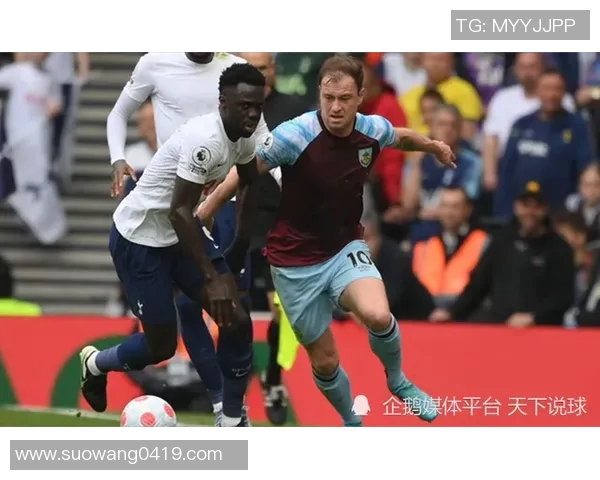 伯恩利与哈德斯菲尔德精彩对决直播全程回顾与分析